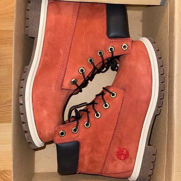 Red Suede Black Leather TIMBERLAND Boots Red Suede Black Leather TIMBERL… - Picture 2 of 16